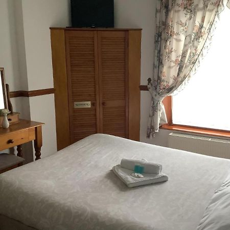 Dover'S Restover Guest House Buitenkant foto