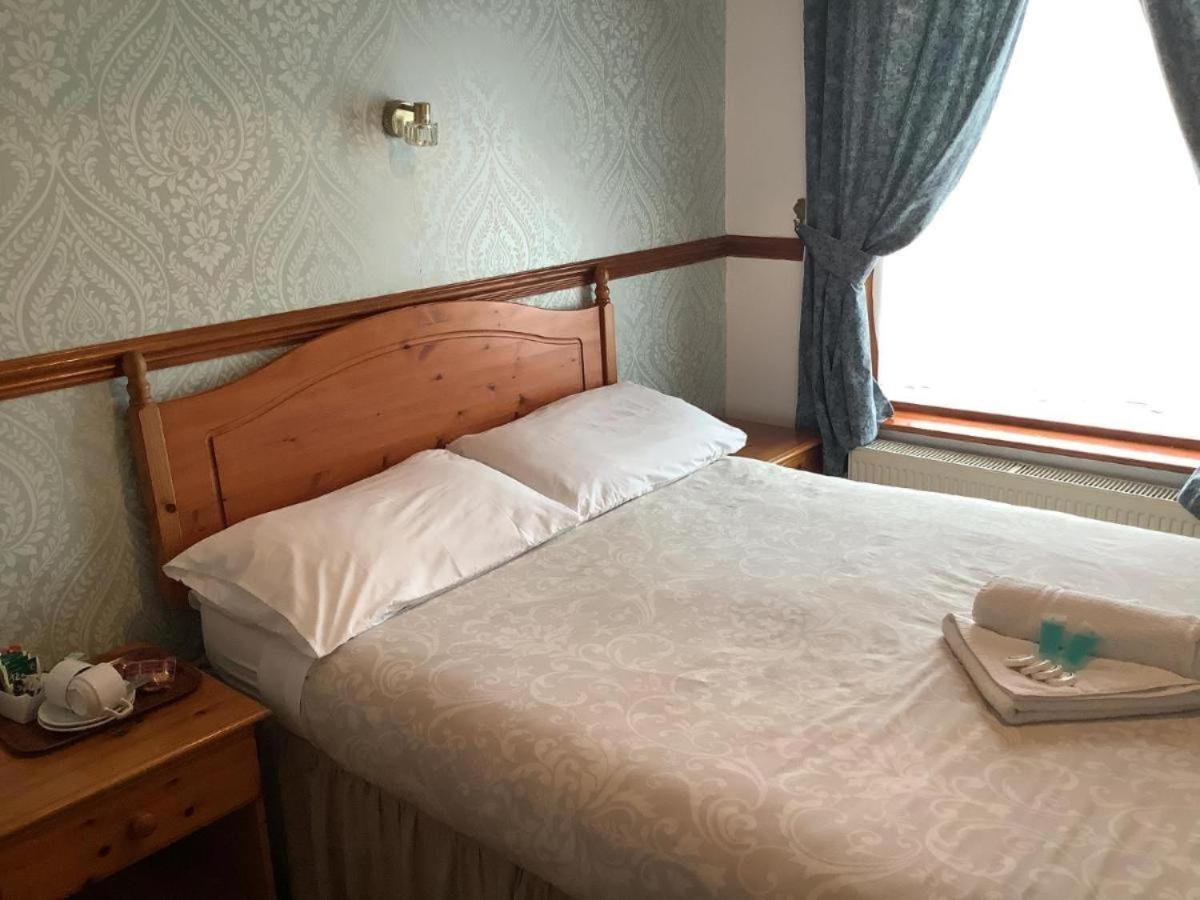 Dover'S Restover Guest House Buitenkant foto